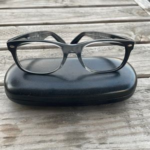 Raybans New Wafarer Black and translucent grey